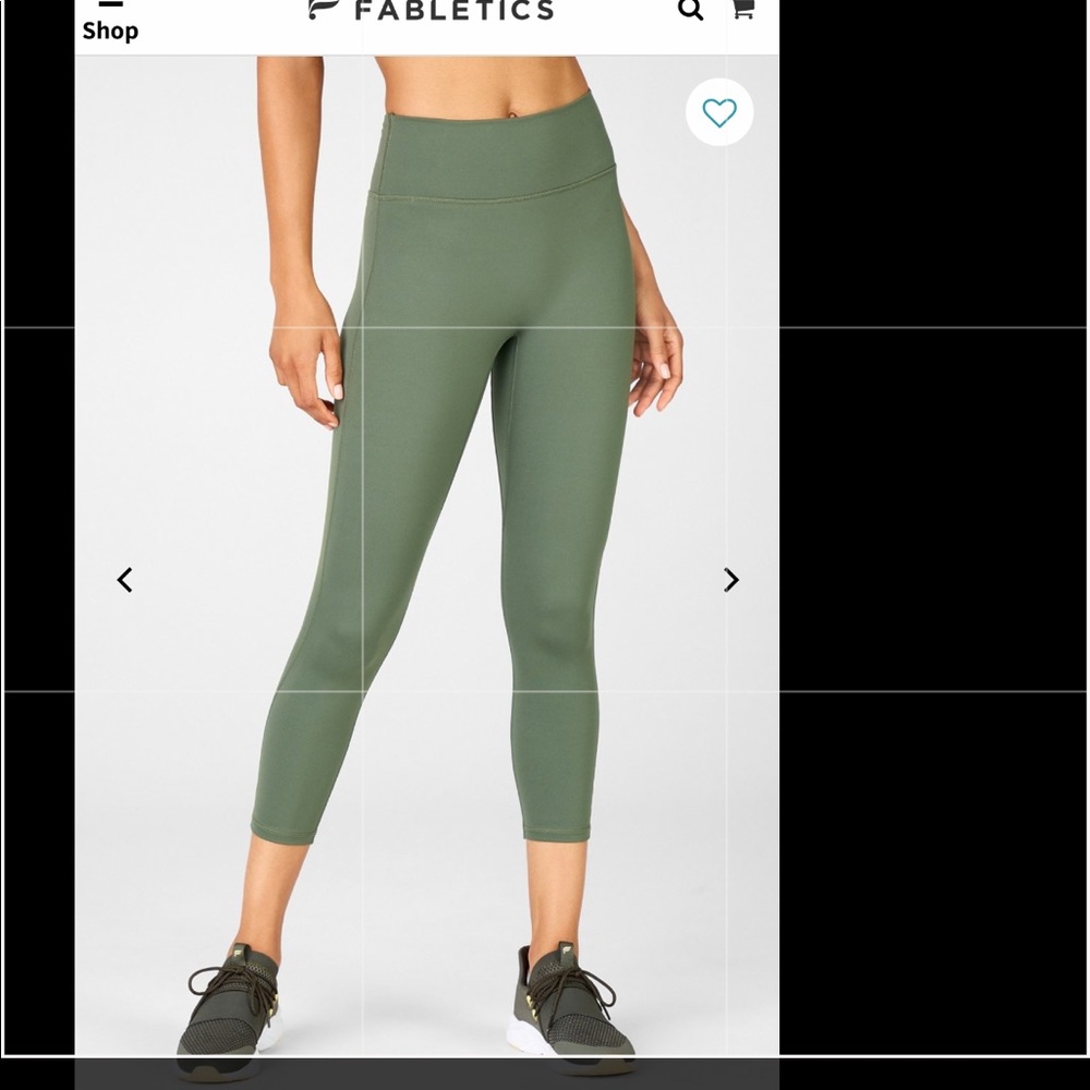 ✨2/$75 ✨ Fabletics Trinity High-Waisted Pocket Capri